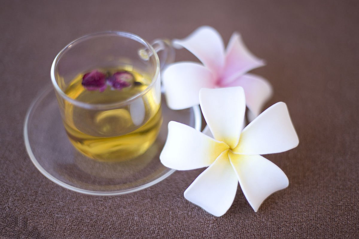 花道丨养颜美容排毒茶配方 入秋花茶让你肌肤更白嫩