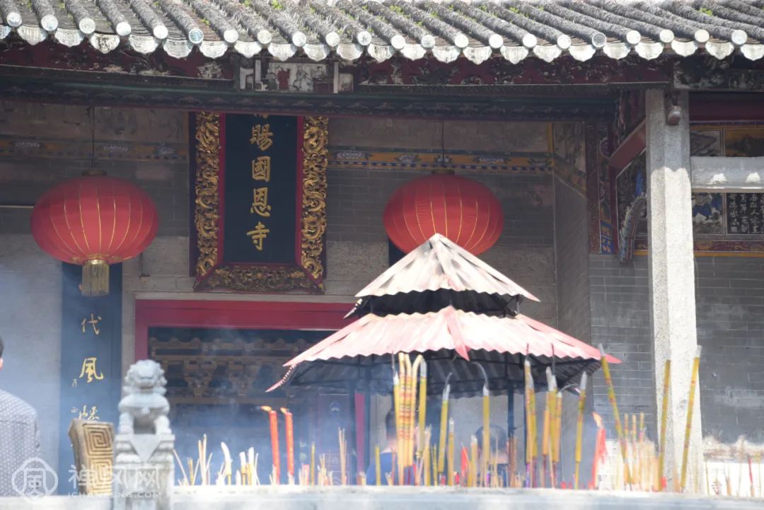 寺院故事｜这块“敕赐国恩寺”牌匾 有着不一般的来历
